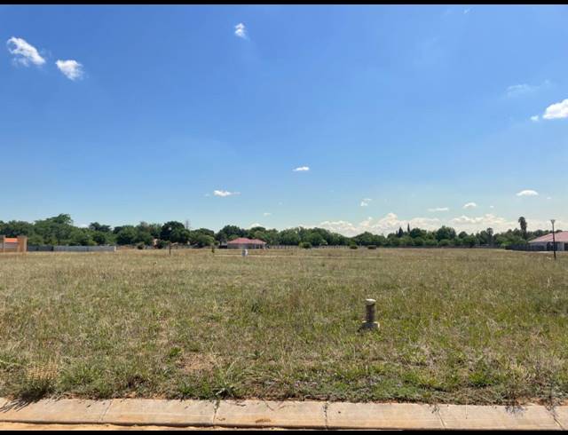 762M² VACANT LAND FOR SALE IN ARCON PARK